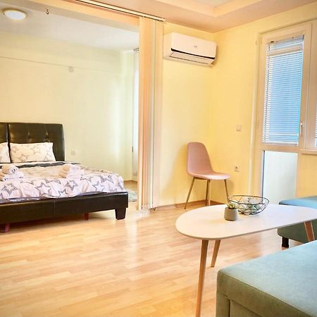 Sunny Central Apartment With Tv & Wi-Fi Stara Zagora Luaran gambar
