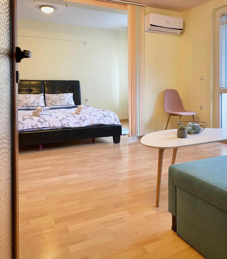 Sunny Central Apartment With Tv & Wi-Fi Stara Zagora Luaran gambar